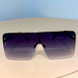 Black sunset sunglasses